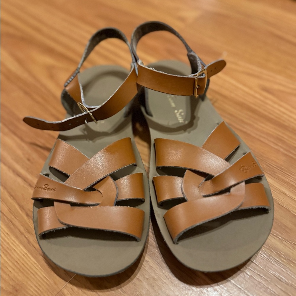 Tan Leather Kids Sandals BIG KIDS SZ  4 SUNSAN BRAND NEW W/o TAG OR BOX